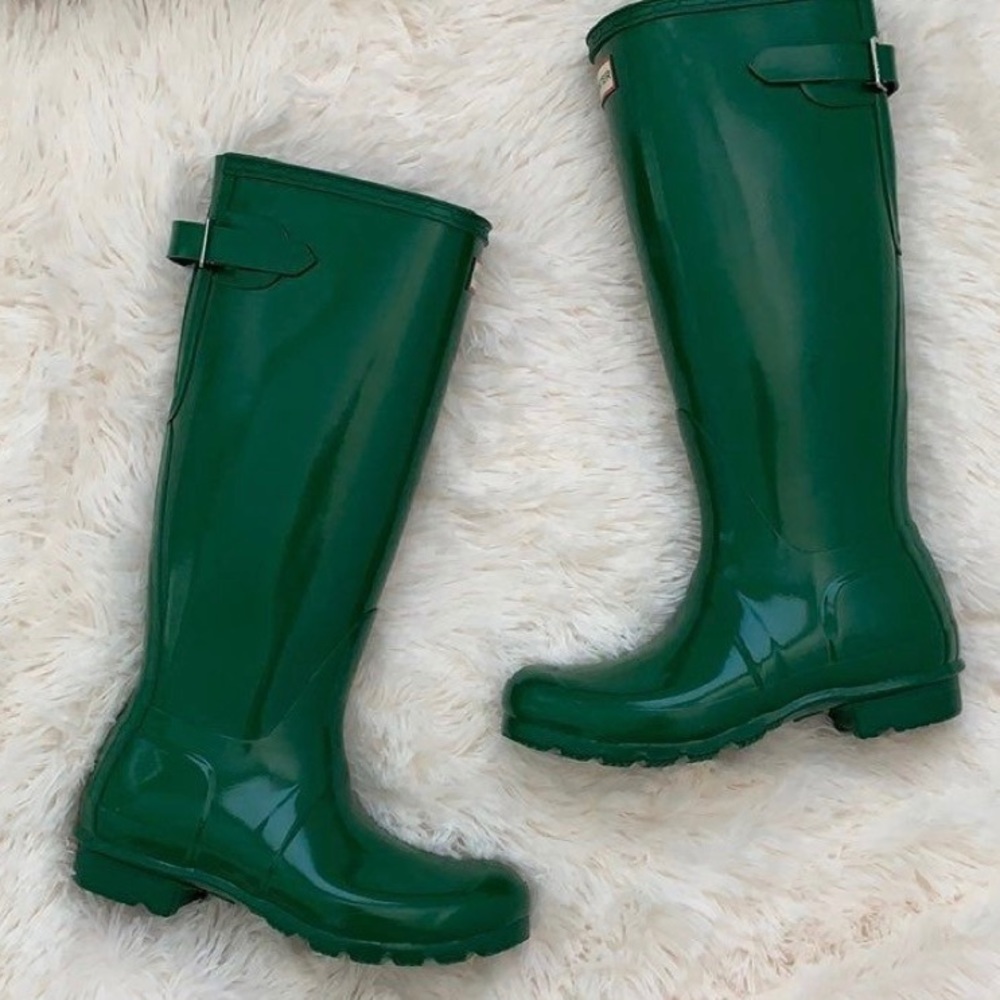 NEW Glossy Green Rain Boots - Picture 1 of 4